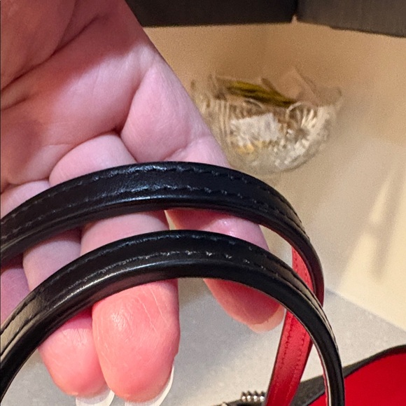 Christian Louboutin tote in excellent condition - Picture 6 of 8